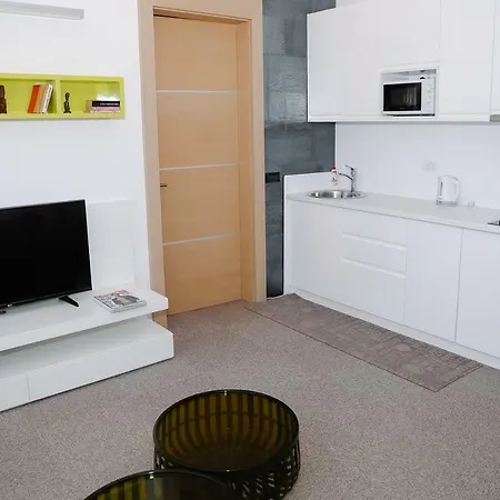 Status Superior Apartment
