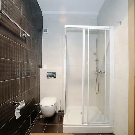 Apartment Status Superior *