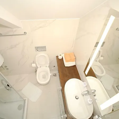 Status Superior Belgrad