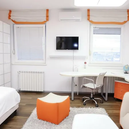 Status Superior * Belgrad