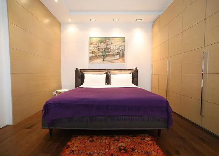 Status Superior بلغراد