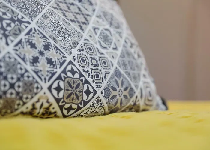 Status Superior شقة *